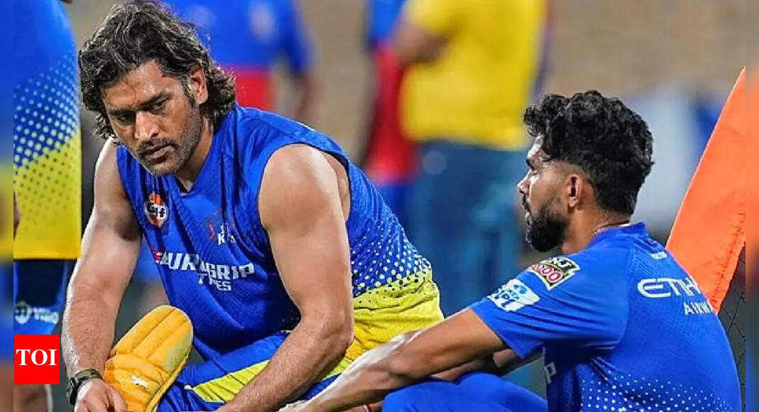 ‘Captain MS Dhoni is back’: Internet goes bonkers after CSK confirm Ruturaj Gaikwad injury