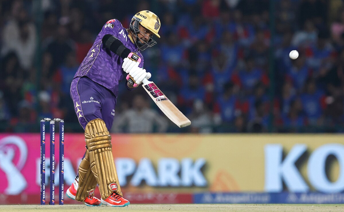 DC vs KKR LIVE Score | IPL 2025 LIVE Updates: Sunil Narine On Fire, Ex-KKR Star Smashed For 25 Runs In 1 Over