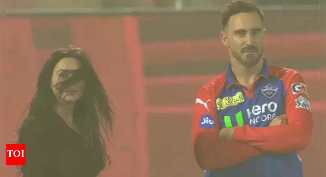 Watch: Delhi Capitals drop ‘movie teaser’ after Faf du Plessis and Preity Zinta’s post-match picture goes viral | Cricket News