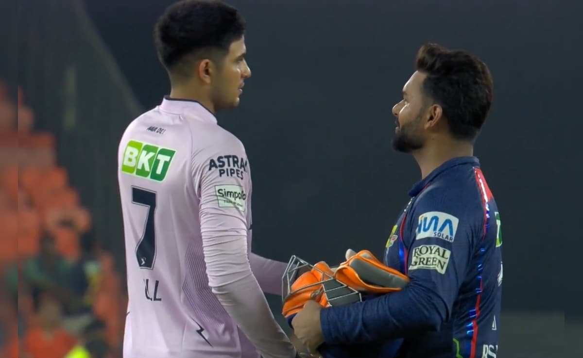 Shubman Gill’s Intriguing Act During Handshake With Rishabh Pant Has Fans Talking. Watch